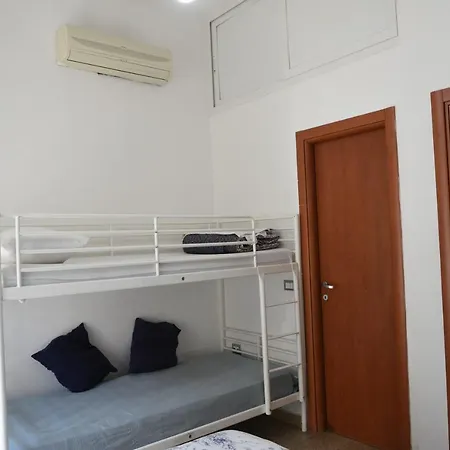 Due Archi Vendégház Bari