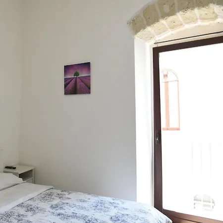 Due Archi Vendégház *